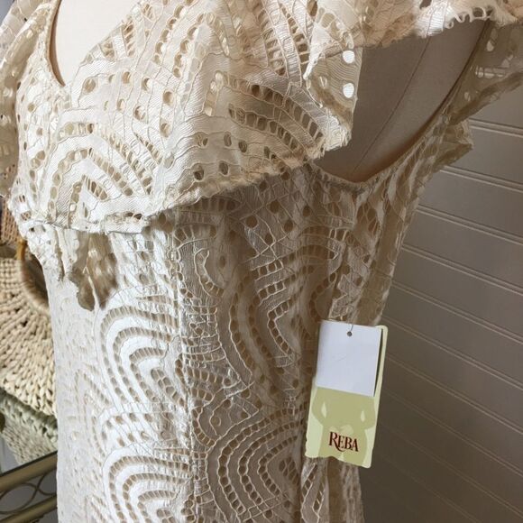Reba Ivory Cream Chunky Eyelet Lace Ruffle Collar Hi Low Dress NWT Size Small - Picture 7 of 9